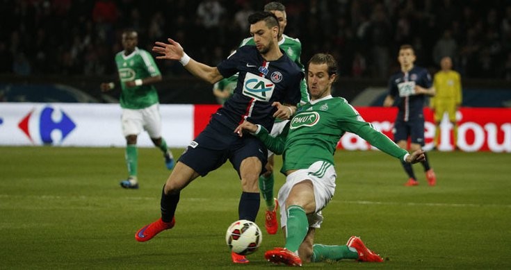 Au sol, Clerc ne pourra pas arrêter le PSG de Pastore (PSG.fr)