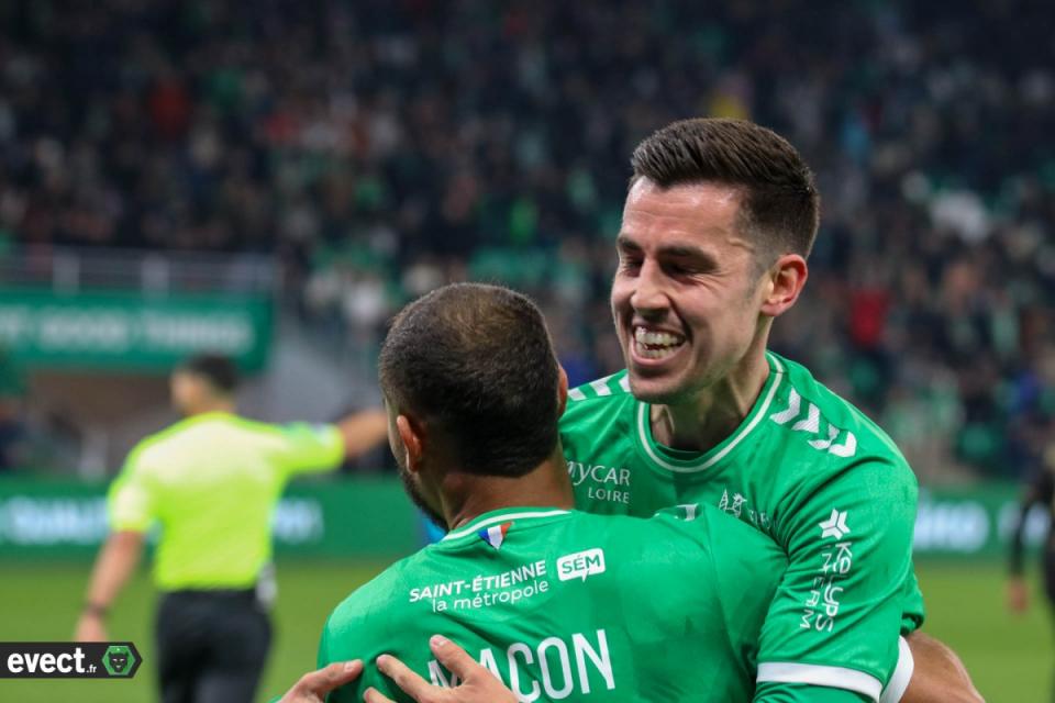 Ligue 2 : Le résumé vidéo du succès des Verts à Grenoble