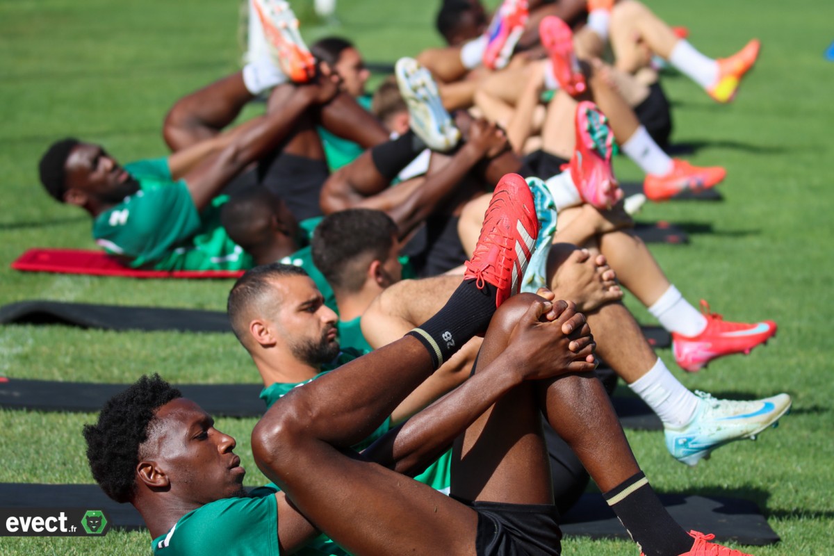 ASSE - La séance du jour au Chambon-sur-Lignon en photos 📸 #ASSE