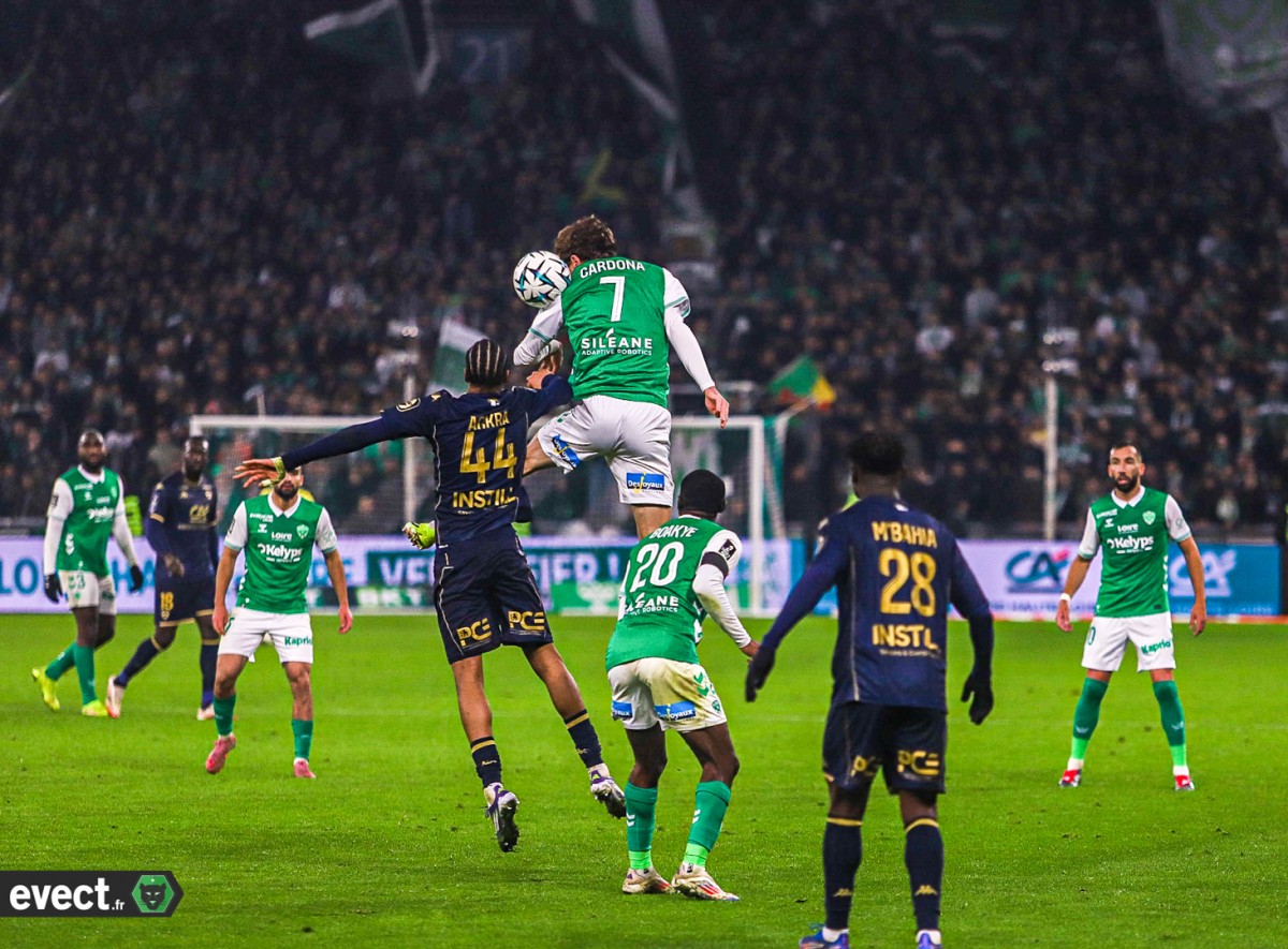 Ligue 2 -  L'ASSE dominatrice, logiquement récompensée face à Clermont #ASSE