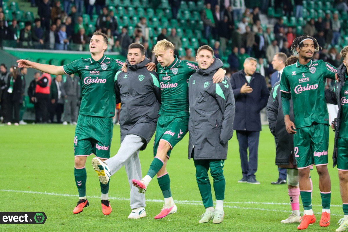 Revivez la joie des Verts avec son public  #ASSE