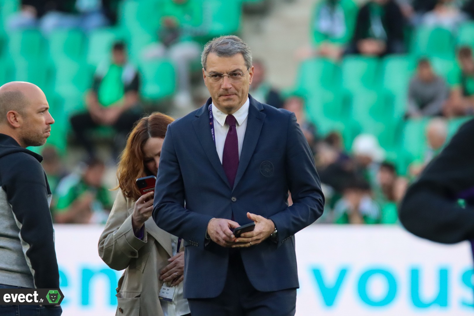 Ligue 1 - Comolli tire la sonnette d'alarme pour le football français #ASSE
