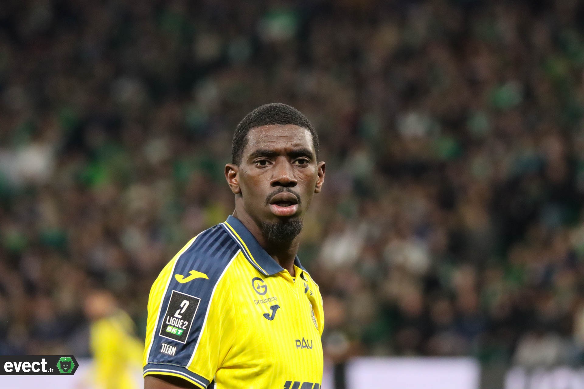 Mercato - Un ancien de l'ASSE quitte la Ligue 2 pour la Roumanie #ASSE