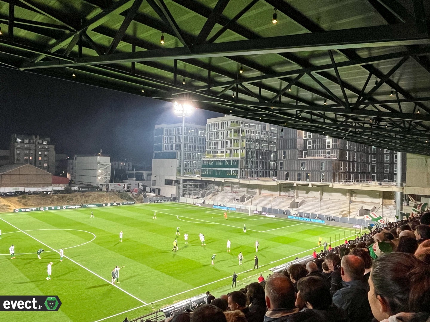Ligue 2 - Le Red Star pas impérial à la maison #ASSE