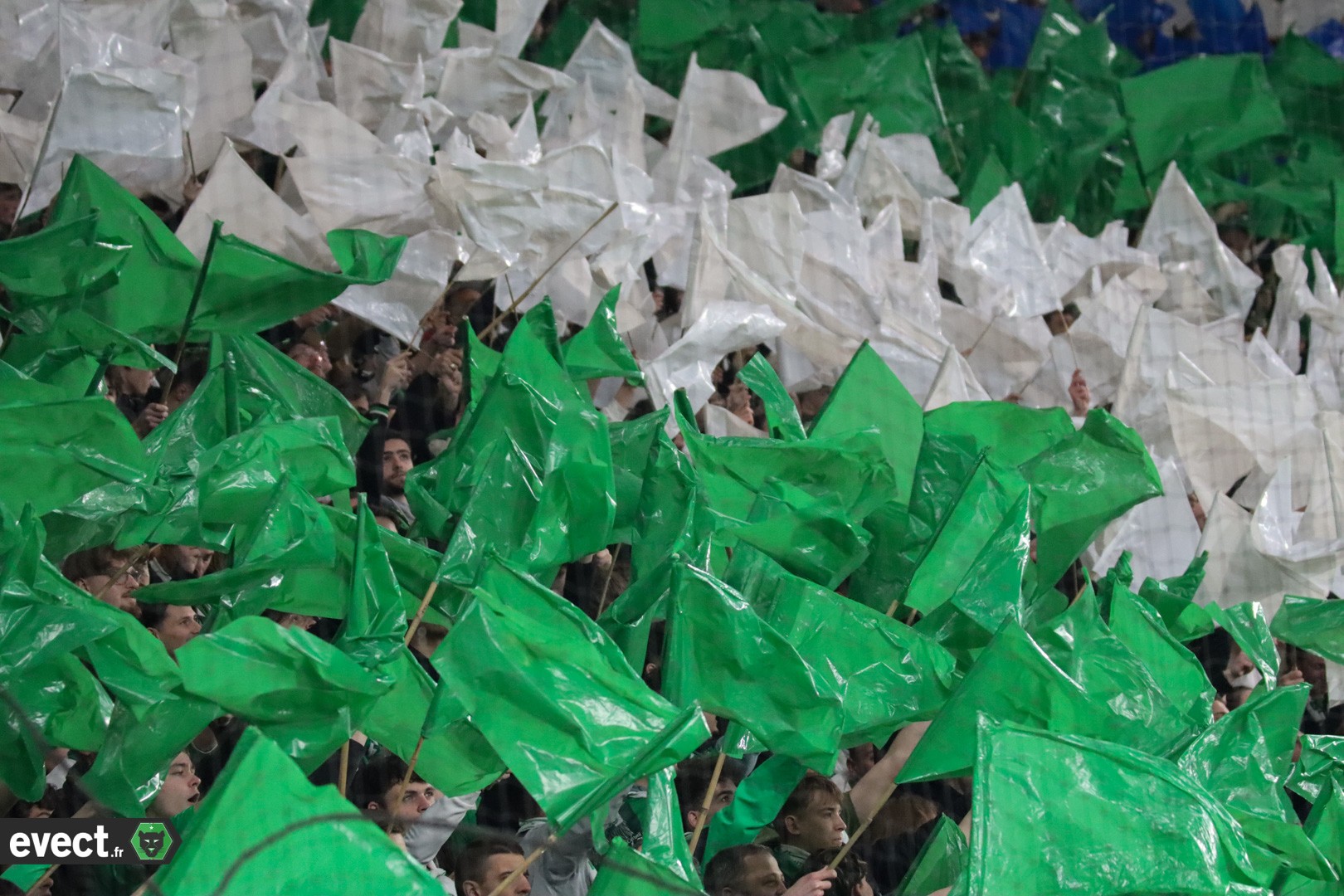 Ligue 2 - Le Chaudron décroche encore la meilleure affluence #ASSE