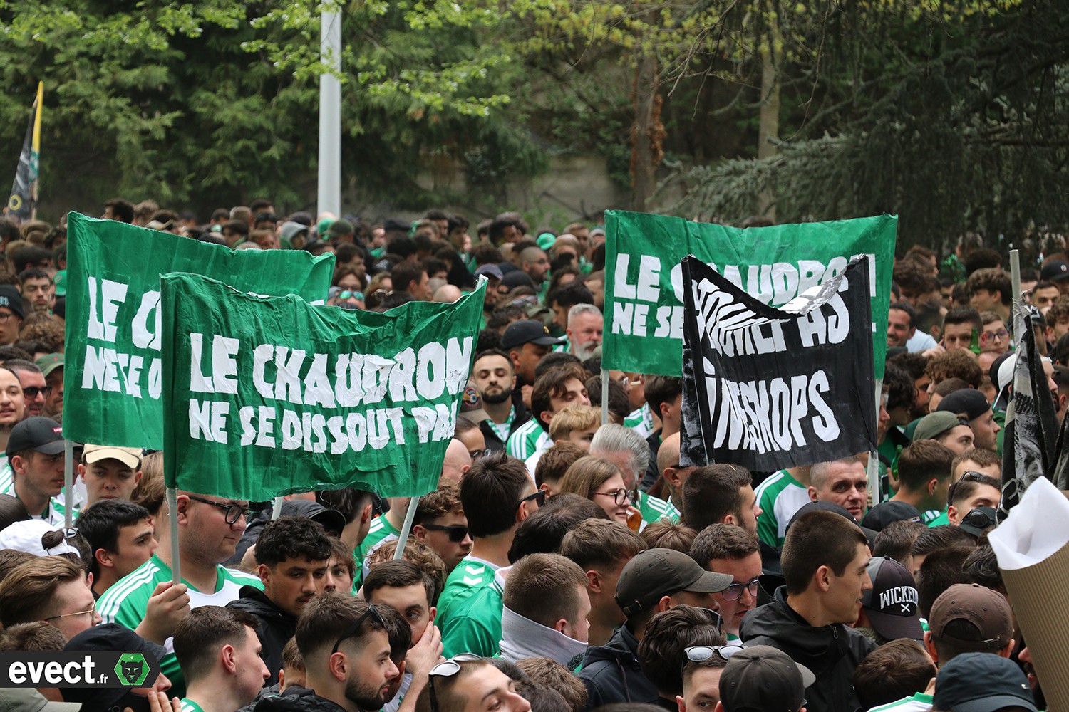 Dissolution - Les auditions sont terminées, les groupes dans l'attente #ASSE