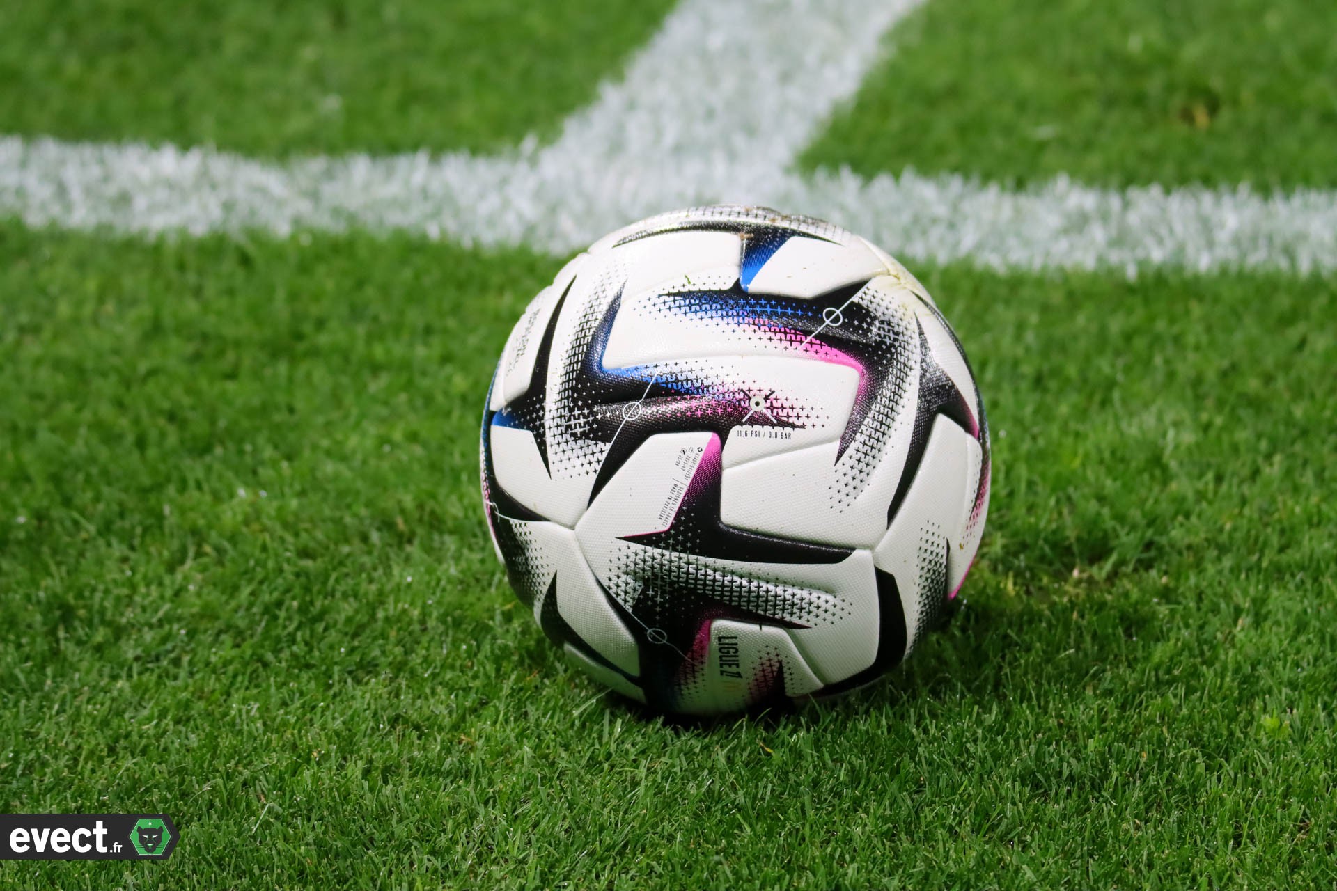 DNCG - Ça coince déjà pour un premier club de Ligue 2 #ASSE