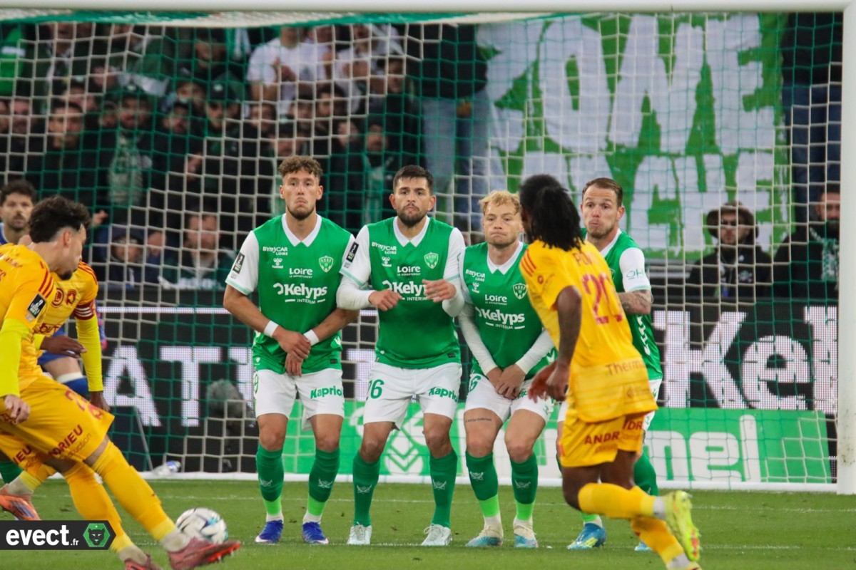 ASSE - Un duel âpre et disputé lors du play-off 2 de Ligue 2 #ASSE