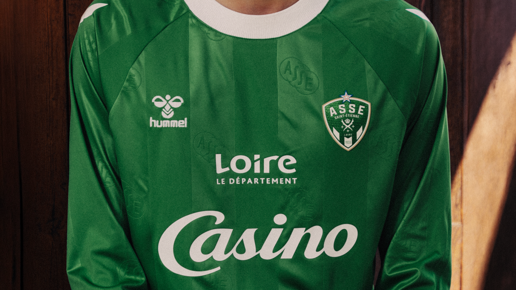 💥 Découvrez le nouveau maillot de l'ASSE #ASSE
