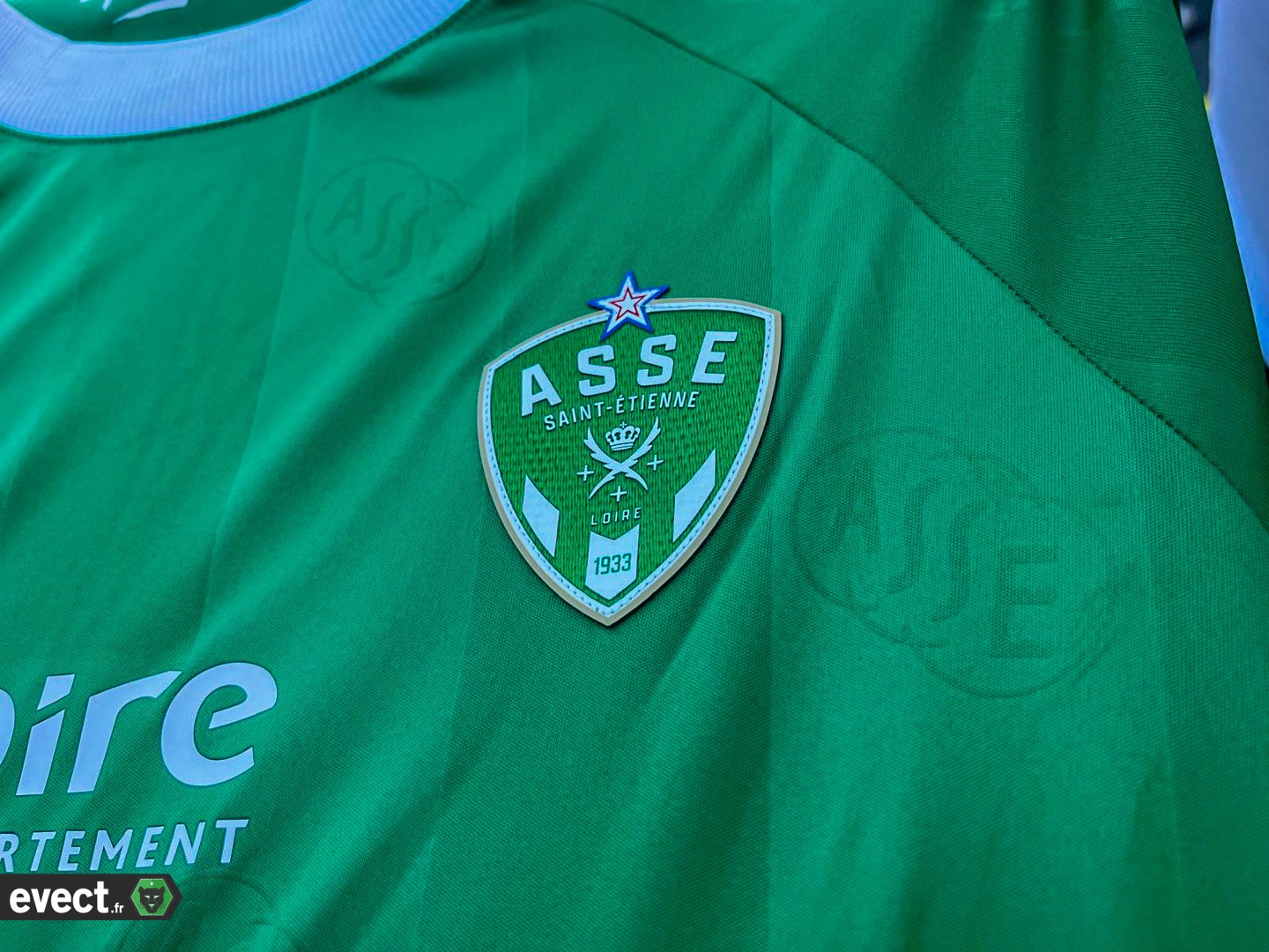 L'histoire derrière le nouveau maillot de l'ASSE  #ASSE
