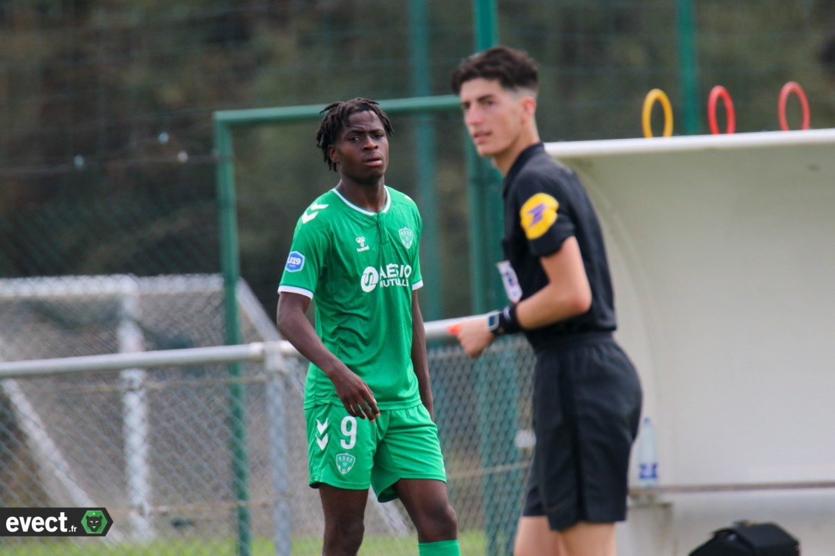 Retour dans la Loire pour Pama Djobo après le Portugal et la Croatie #ASSE
