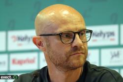 Présentation officielle de Ian Cathro - Photothèque
