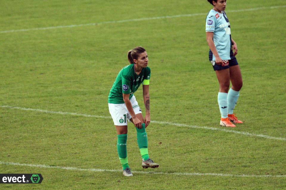 À 33 ans cette ancienne capitaine de l'ASSE met un terme à sa carrière