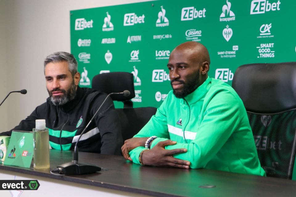 L'ASSE annonce trois arrivées dans le staff de Cathro