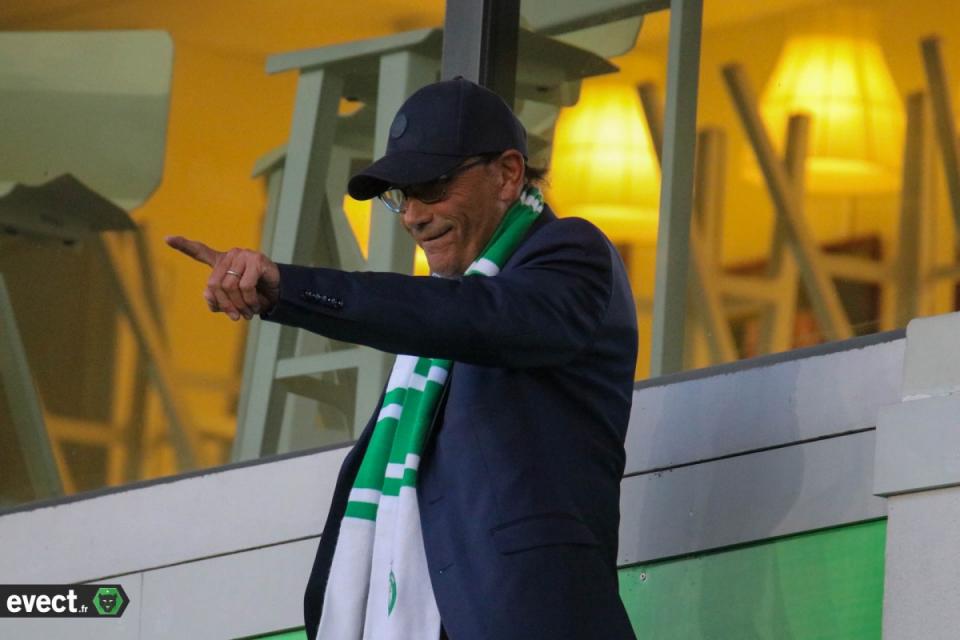 Hervé Revelli prend la défense de Roland Romeyer