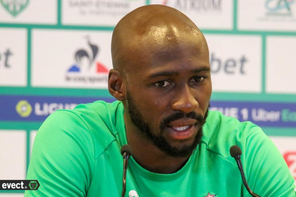 Mangala résilie son contrat, un retour à l'ASSE se précise 