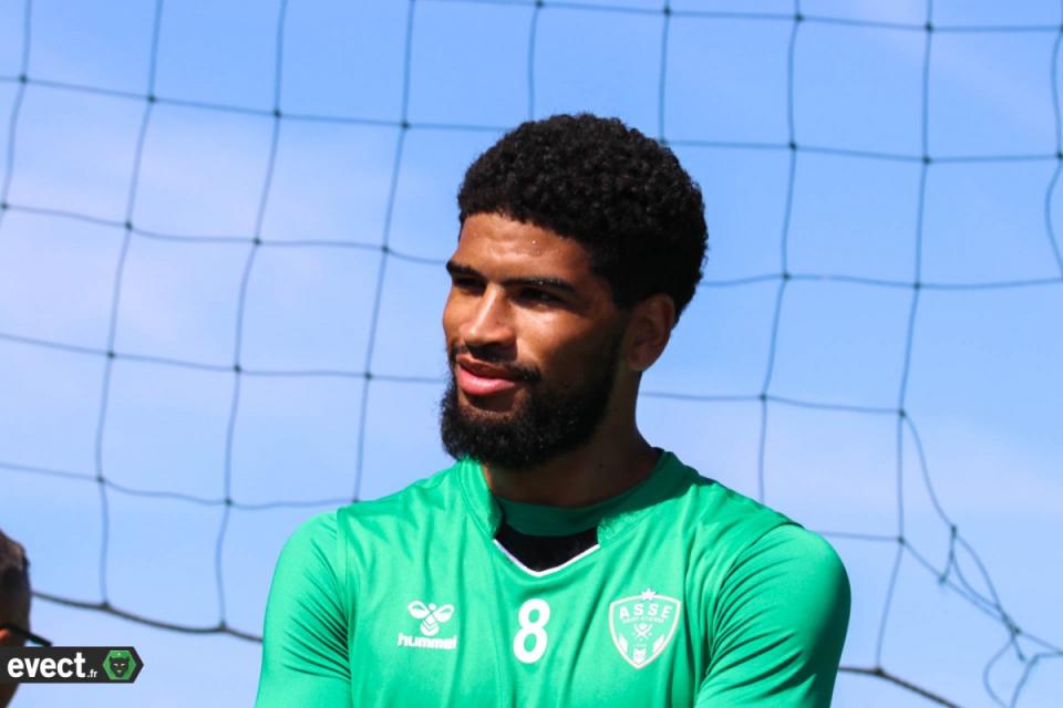 Mercato - Camara pas mis dehors mais peut aller voir ailleurs