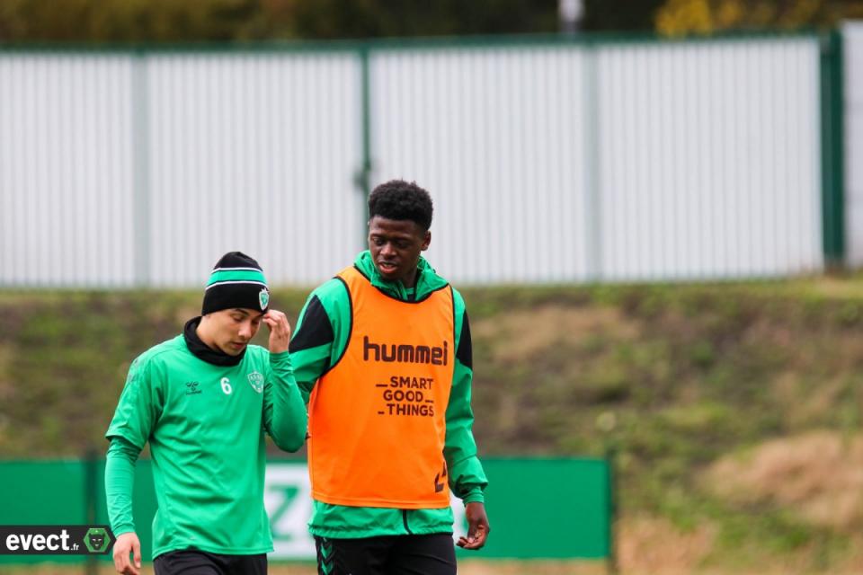 Sow et la Guinée virent en tête !