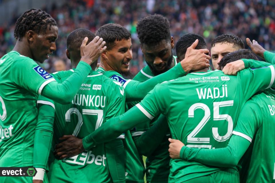 Des Stéphanois nommés en pagaille pour un onze type de la saison
