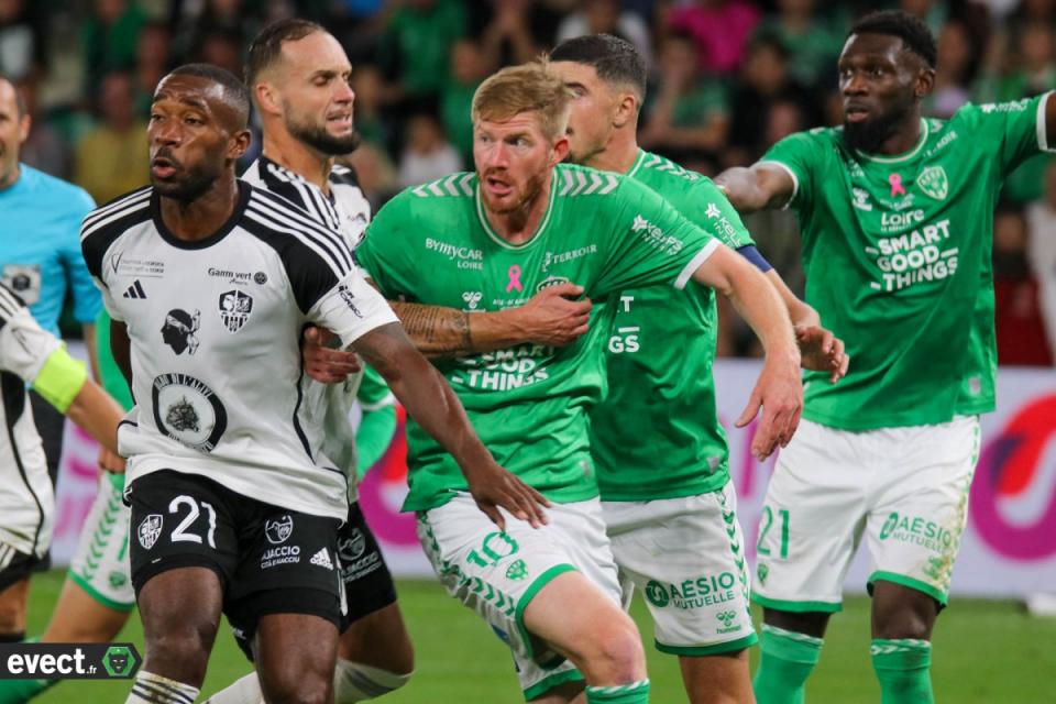 Mercato : Plusieurs anciens de l'ASSE rebondissent