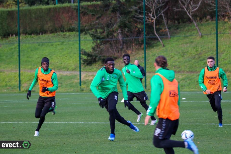 🚨 Encore des forfaits mais aussi un retour à l'ASSE !