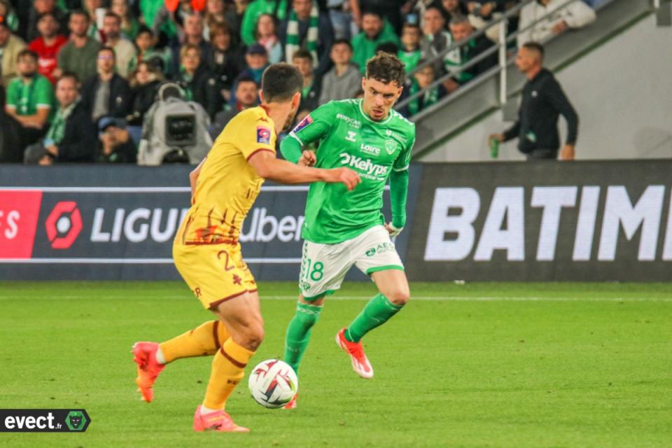 Mercato - Cafaro proche de signer chez un concurrent de l'ASSE en L2