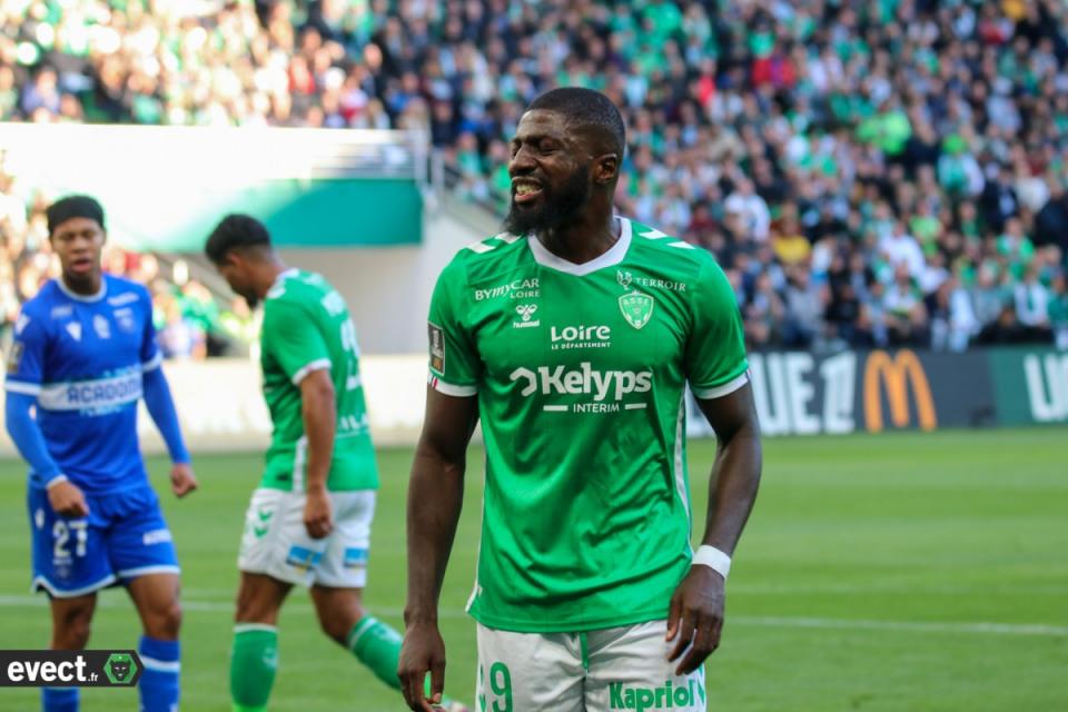 Flash - Mercato : L'ASSE officialise le départ de Sissoko