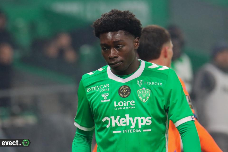 Mercato - Un attaquant de l'ASSE va s'engager chez un concurrent de L2