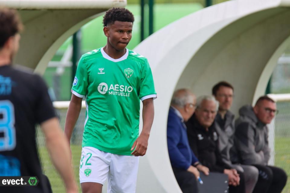 N3 : L'ASSE s'incline à Romorantin sur un but de l'inarrêtable Payet