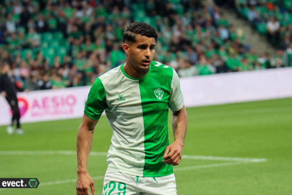 Mercato - Officiel : Moueffek quitte l'ASSE en prêt