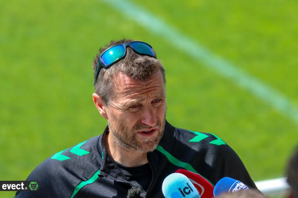 Mercato - Horneland espère des renforts rapidement à l'ASSE
