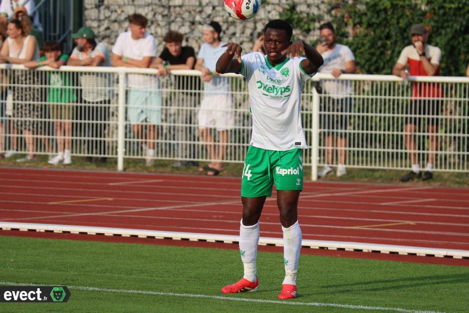 Malgré Traoré, pas de carton plein pour l'ASSE qui chute à Orléans 