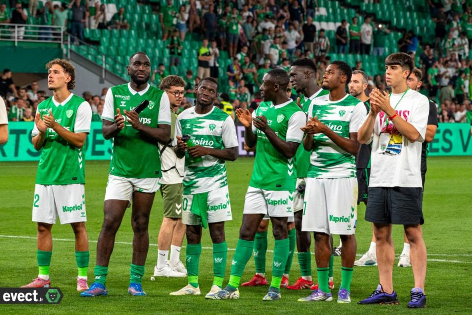 Ligue 2 - Le groupe de l'ASSE pour affronter Troyes sans Le Cardinal