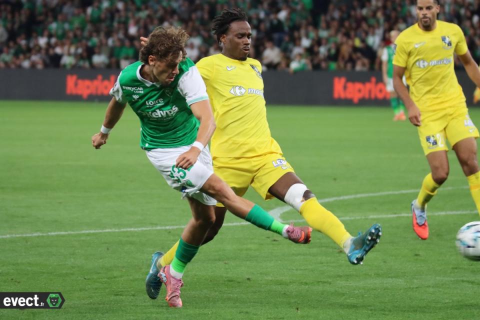 La fin du mercato à l'ASSE, un départ de Stassin ? Écoutez 100% Sainté