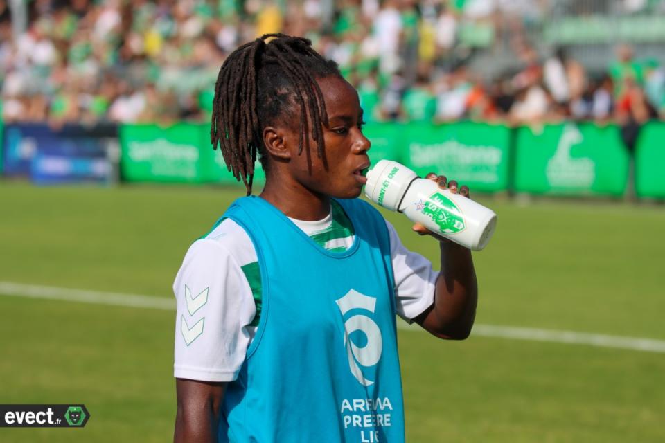 Mercato - Welma Fon rejoint Bamba à Granada