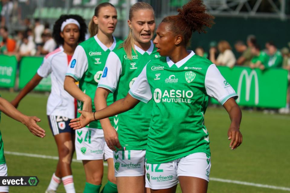 Le résumé vidéo de la défaite de l'ASSE contre l'OL Lyonnes