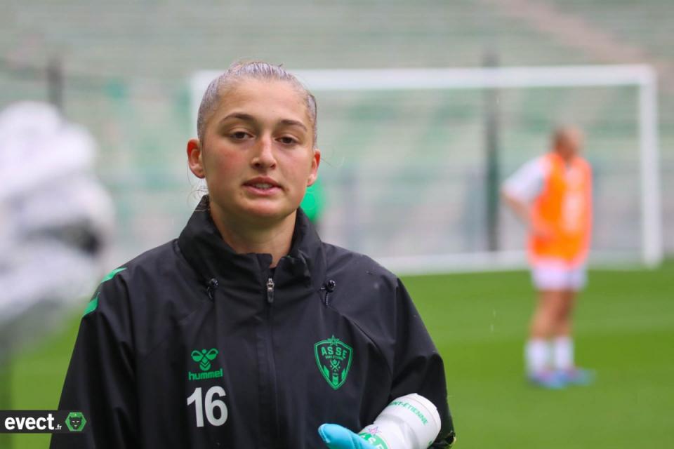 Première Ligue - Match interrompu entre Strasbourg et l'ASSE 