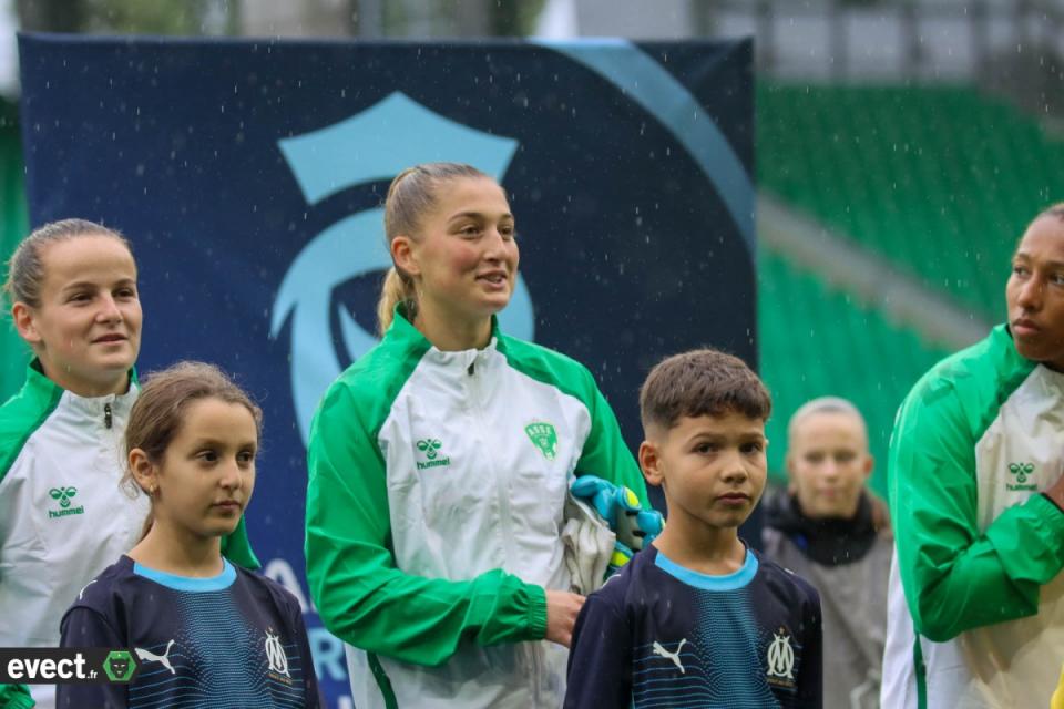 Le groupe des Vertes pour défier Lens en Première Ligue