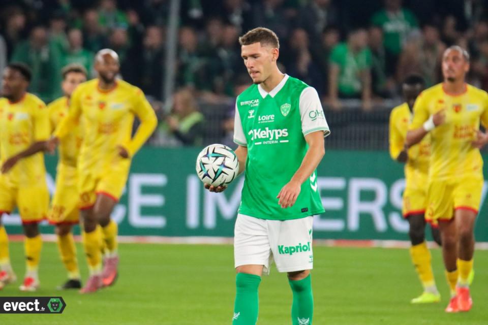 L'ASSE pourrait débuter son match contre Dunkerque à la 3e place de L2