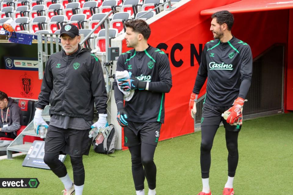 ASSE - Montanier explique pourquoi Larsonneur n'a pas joué à Nancy