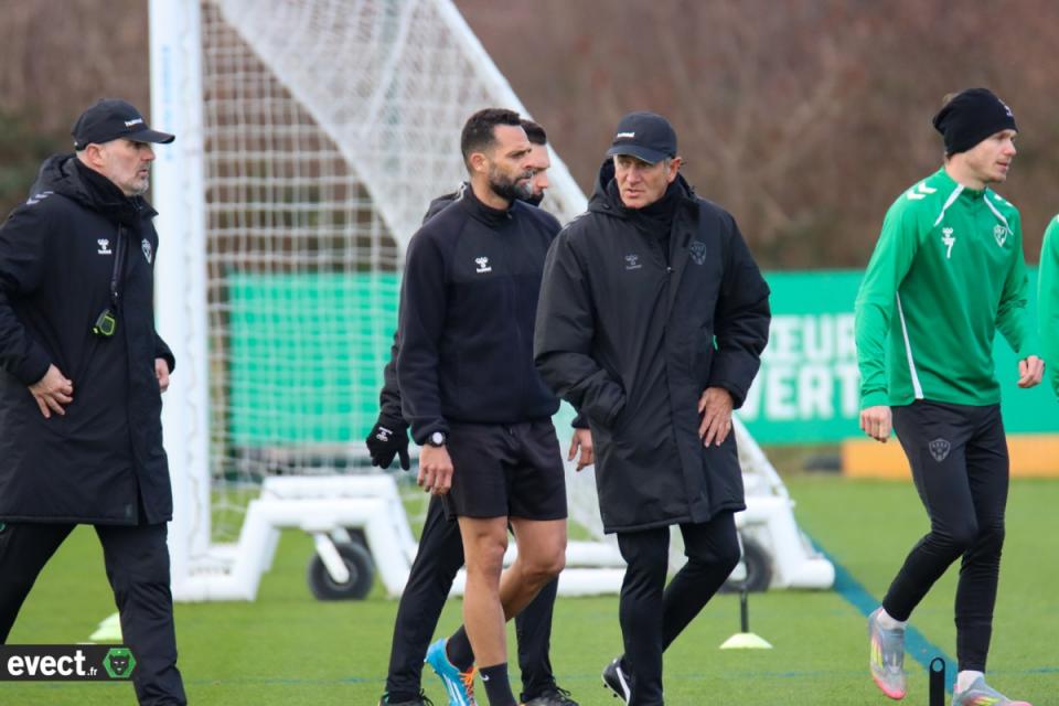 ASSE - Montanier remercie Ilan pour un conseil payant sur sa compo' 