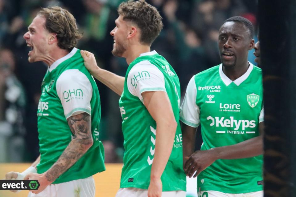 L'ASSE et Montanier désormais en 3-4-3 ? Écoutez 100% Sainté