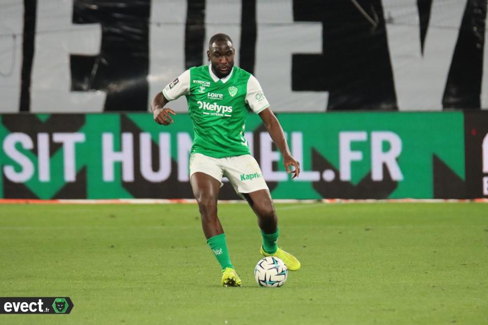 Mercato - Nadé s'entraîne en Russie en attendant son transfert