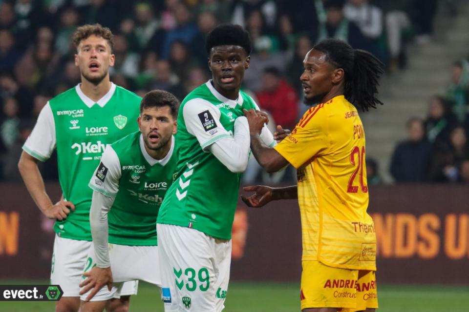 Trois matchs amicaux, plus de 30 joueurs utilisés, les Verts en rodage