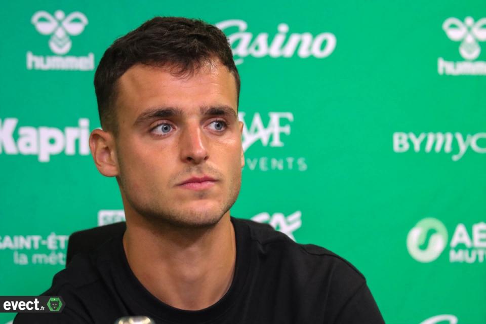 Malgré des débuts prometteurs à l'ASSE, Àron Csongvai en veut plus
