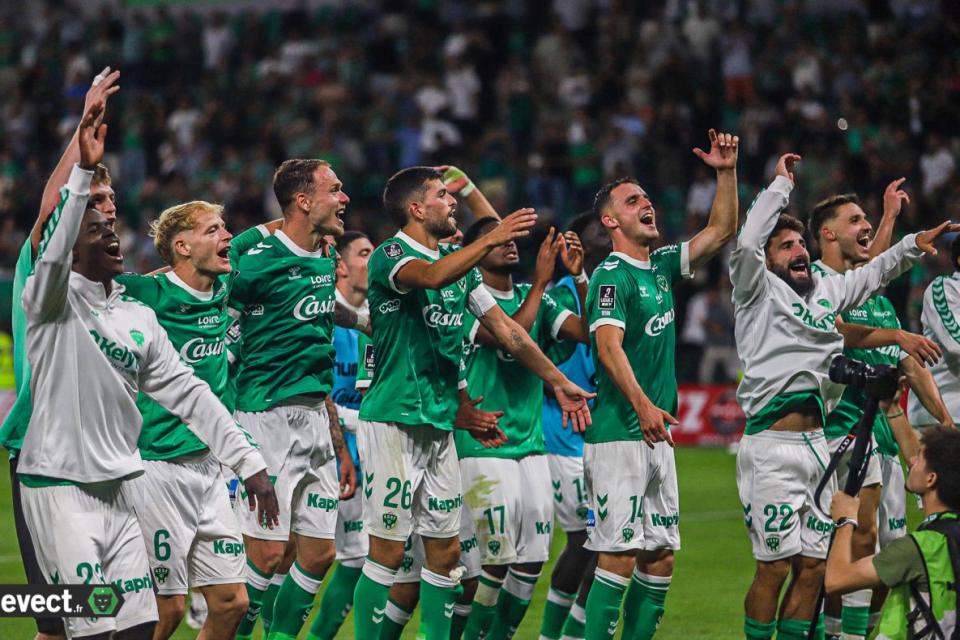 Ligue 2 - L'ASSE a déjà fait un trou avec ses concurrents 