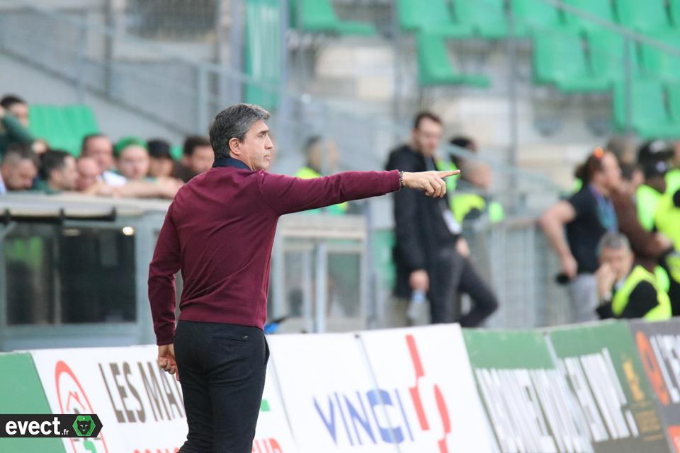 Un second coach de Ligue 2 sur le point d'être licencié ? 