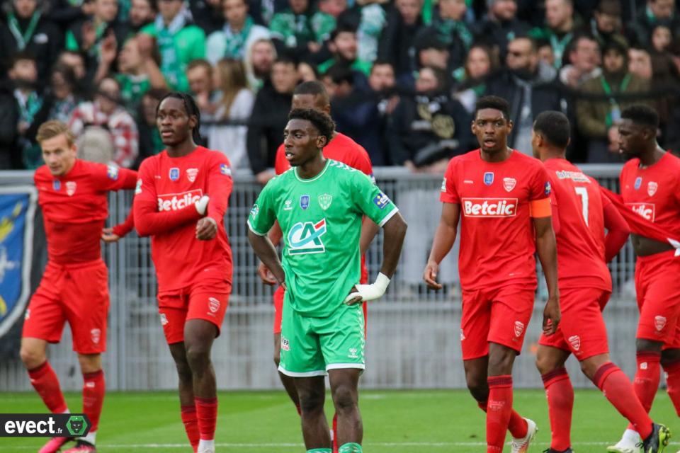 🎥 Le résumé vidéo de la défaite de l'ASSE face à Nîmes