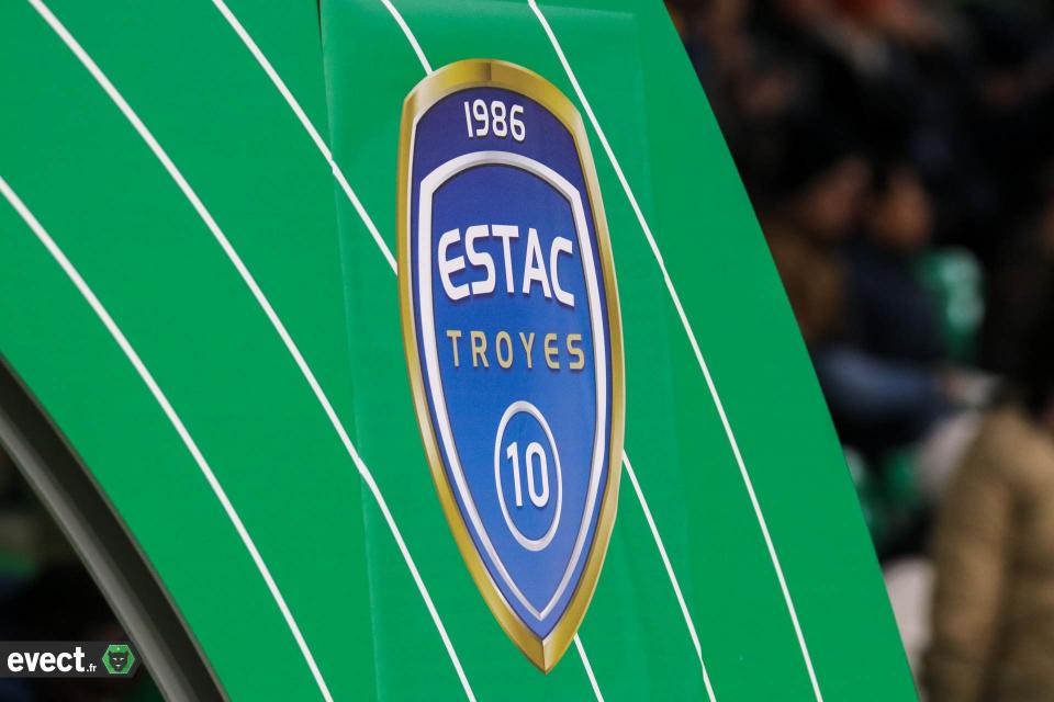 Ligue 2 - Une place de moins pour la montée en Ligue 1 ?