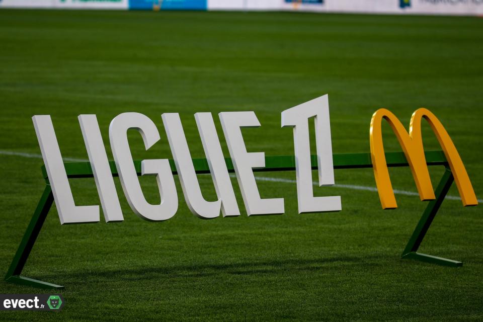 Ligue 1 - Reims s'envole et met la pression, Angers rechute